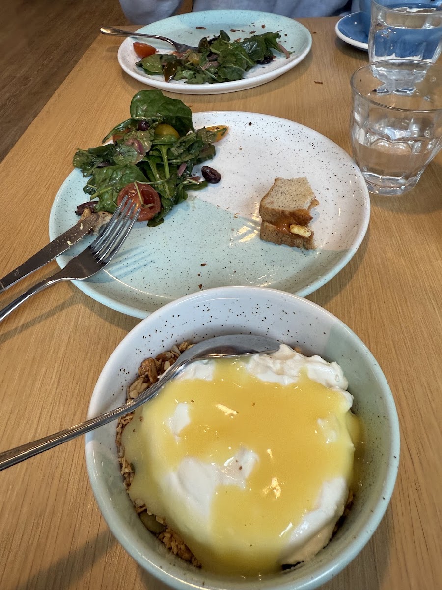 Bluestone Lane Walnut Street Café Photos 2